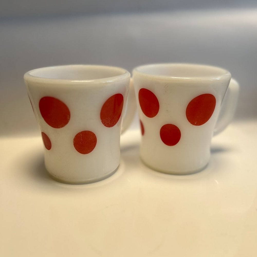 Pair of Elusive Red Polka Dot Federal Glass Milk Glass Mugs - A Rare Sip of Hist